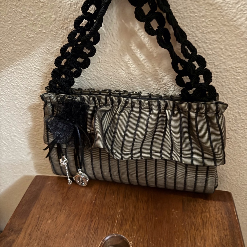 Elegant Black and Gray Women's Shoulder Bag
